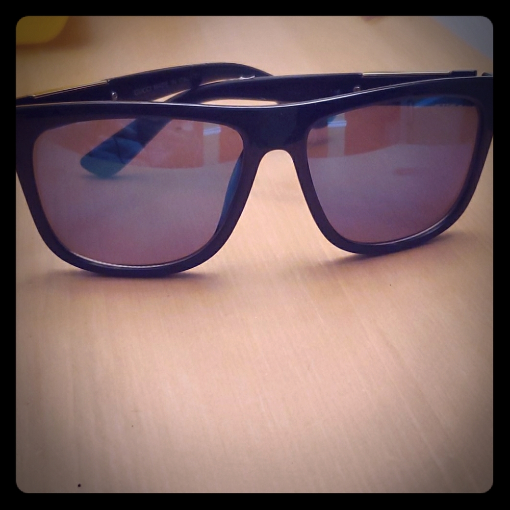 Gucci men sunglasses